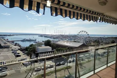 Image de Bel Apartement face a la mer. Pres de Sitges et Barcelone. Decouvrez Vilanova.