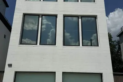 Image de Groups, family, ball game fans, weddings, conference stay