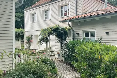 Image de Brocante-Style Cottage near Hamburg