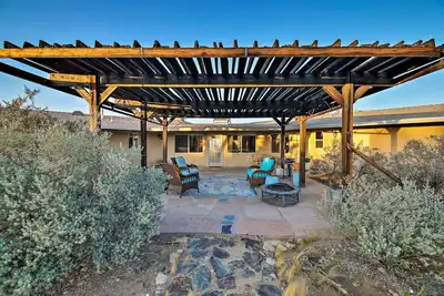 Image de 5 Miles from Park entrance Charming 2-bedroom house in enchanting Joshua Tree
