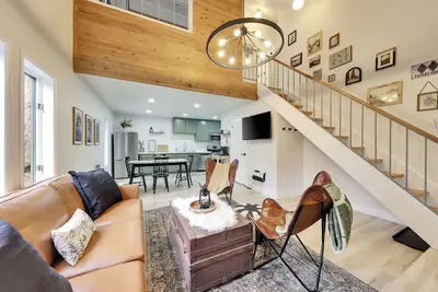 Image de 3 Bed Bungalow - Spacious Organic Modern Home