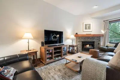 Image de Townhome | Smart TVs | Pets | Bbq | Blueberry Hill