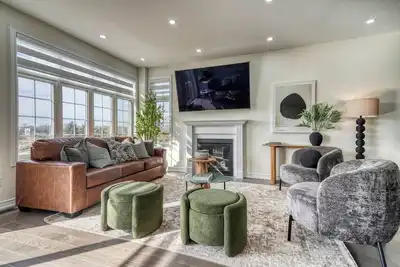 Image de Youngs Cove Chalet in Prince Edward County