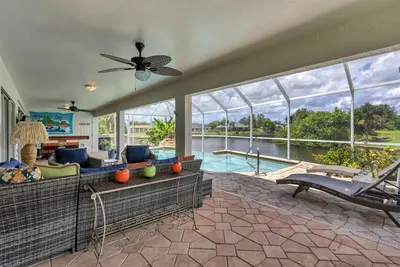 Image de Relaxing Cape Coral Villa 1000: Pool on the Canal