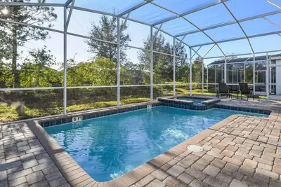 Image de Green View Villa: 6 Beds, Pool & Resort Access