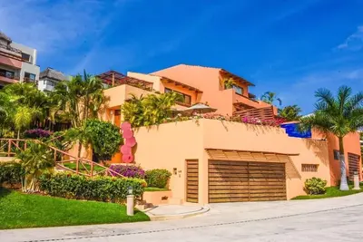 Image de Welcome to your home in wonderful Punta Esmeralda! Ready to relax & have fun?