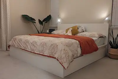 Image de Charming 3-bedroom townhome in soothing San Jose - Golden hour retreat