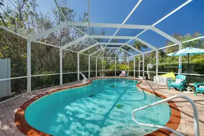 Image de Laid-Back Luxury: Home w/ Pool Near Bowman’s Beach