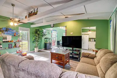 Image de Fishing On-Site: Waterfront Home in Bay St Louis