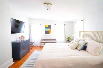 Image de Chatham Carriage – Stylish Oasis Near Forsyth Park