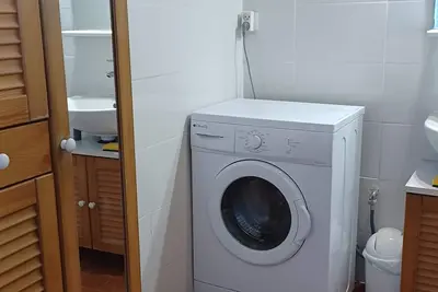 Image de bel appartement fonctionnel climatisé. Proche de la voie verte et Pal a 30mn
