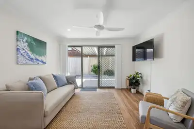 Image de Sunset Palms – Beachside 3-Bedroom Family Apartment
