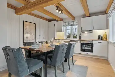Image de The \"Groote Tofthof\" - a country house under thatch.