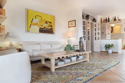 Image de Wonderful apartment in San Pantaleo, comfortable and elegant