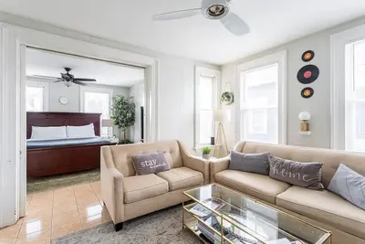 Image de Renovated 3br Apt / Easy Check-In / FamilyFriendly