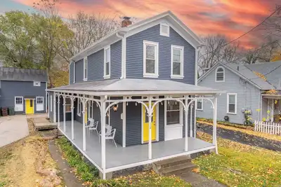 Image de Seek Tranquility at Loveland Landing!