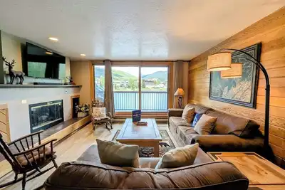 Image de Lake View, Updated, Pool & Hot Tub, Free shuttle