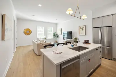 Image de Luxury Pet Friendly Beach Home, Walk to the Beach, Pool