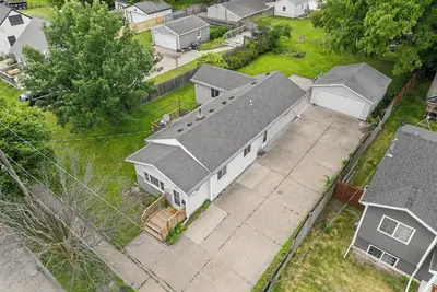 Image de Charming home near Isf and Dt Dsm!