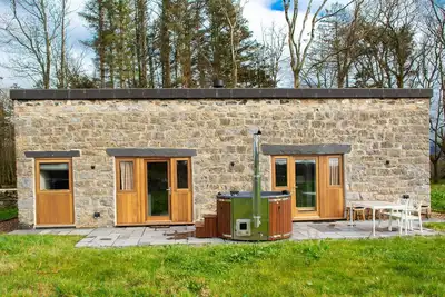 Image de Murmur y Coed - sleeps 5 guests in 2 bedrooms