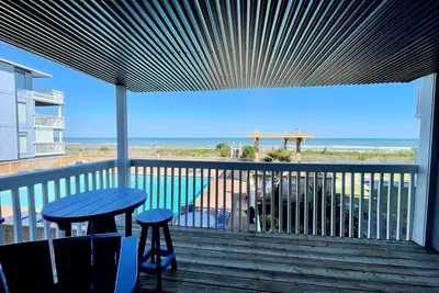 Image de Sea Colony B7 - Oceanfront with Beautiful Views of the Ocean and Pool!