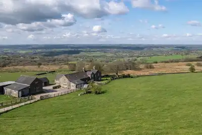 Image de Unique farm stay near Alton Towers & Foxtail Barns Wedding Venue sleeps up to 16