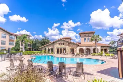Image de Spacious 4 Bedroom Condo Resort Close to Disney
