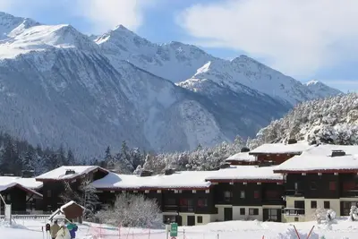 Image de 280m du centre station, 1er étage, balcon, parking, télévision, 30m², La Norma