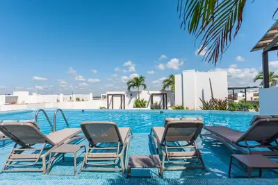 Image de Private Rooftop, 1br Ph, 2ba, Sauna, Gym, Pool