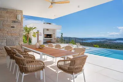 Image de Luxury Villa Eloria with Pool