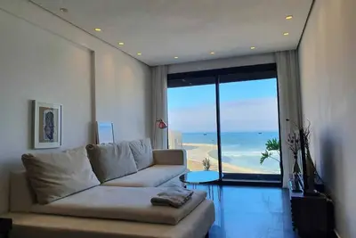 Image de Sea Front Modern Apartment Panoramic Views 180” 🏝️