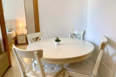 Image de Charming  Flat @ Historic Centre &short walk to Beach