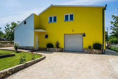 Image de Tranquil Oasis Holiday Home Primorski Dolac with Pool - Three Bedroom Holiday Home with Pool
