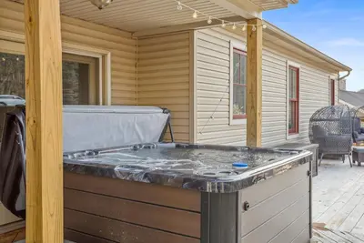 Image de Right next to Bb Ski area w/ Hot Tub & Game Room!