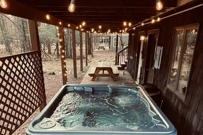 Image de Sauna Hot Tub +2 min to Beach +5 min to Waterpark