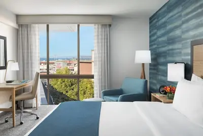 Image de Stunning Partial Bay View Room w/ Access to Fisherman’s Wharf | Pool Available