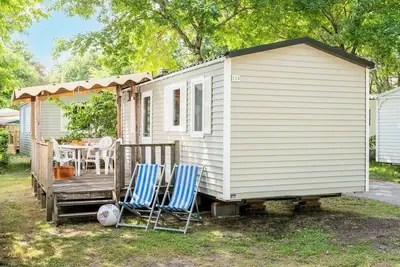 Image de Mobil-home | Classic | 2 Ch. | 4 pers. | Terrasse surélevée