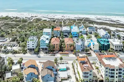 Image de Siesta Sweet Spot | Beachside Retreat Near Siesta Key Village