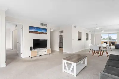 Image de Bay Harbor Sunset Apt 3c