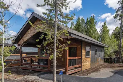 Image de Whiskey Springs Cabin