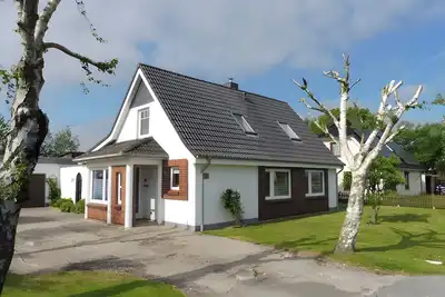 Image de Maison de vacances 'Haus Marschblick' avec terrasse privée, jardin privé et Wi-Fi