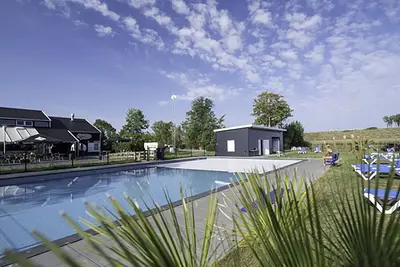 Image de Magnifique maison de vacances privée avec Wifi, piscine, climatisation, Tv, terrasse et parking