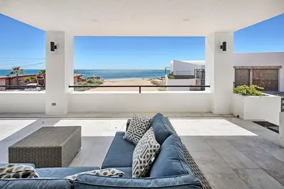 Image de Ultra Modern Luxury Beachfront Las Conchas