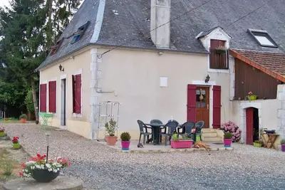 Image de Gîte et camping à la ferme avec espace détente - Profitez de la campagne du Berry