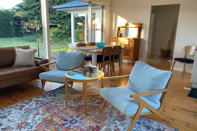 Image de WattleJack Cottage is the perfect base for exploring all that Ki has to offer!