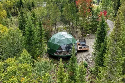 Image de Les Dômes de la Rivière Alick | Rivière et Spa