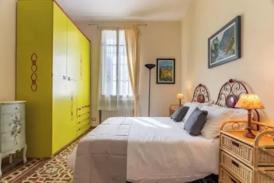 Image de City Centre wide flat up to 7 guests with free private parking