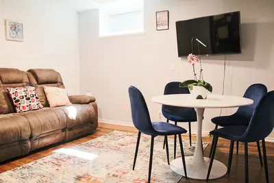 Image de Ideal for long stays Near/airport Gym-Parking