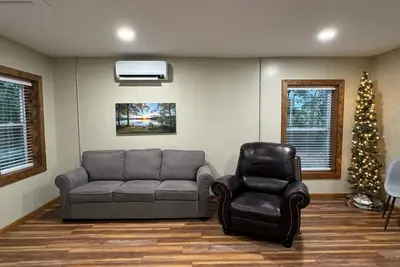 Image de The Shack - A Charming cottage in Lowndesville with WiFi, Ac