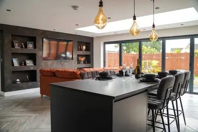 Image de River Retreat - York - Elegant property that sleeps 9 guests in 5 bedrooms